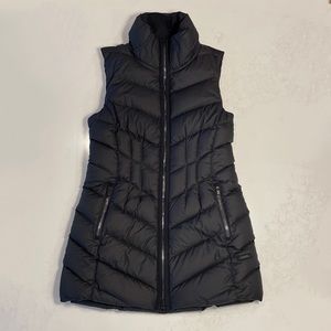 Athleta long puffer vest, black, XS